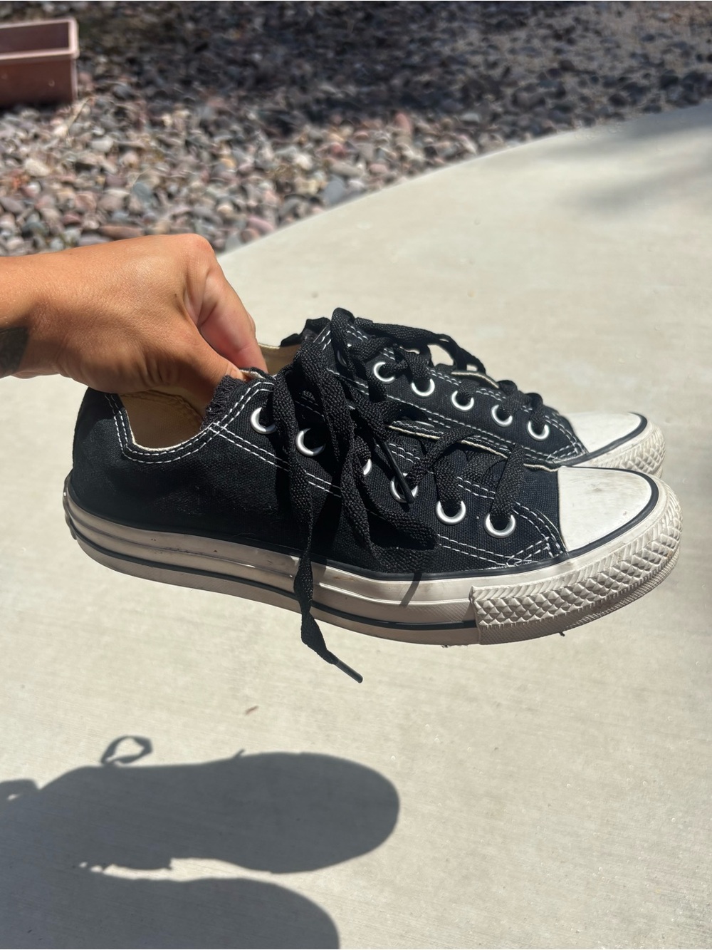 Converse - Picture 2 of 6